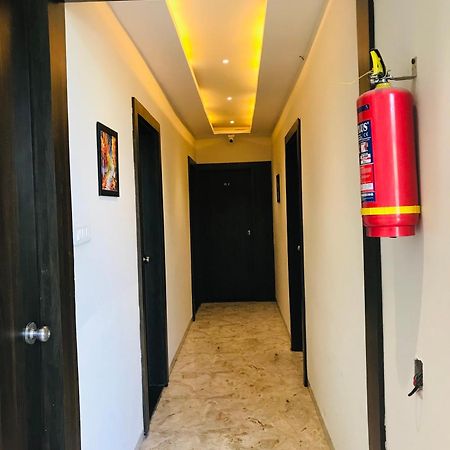 Hotel Divine Indore Eksteriør billede