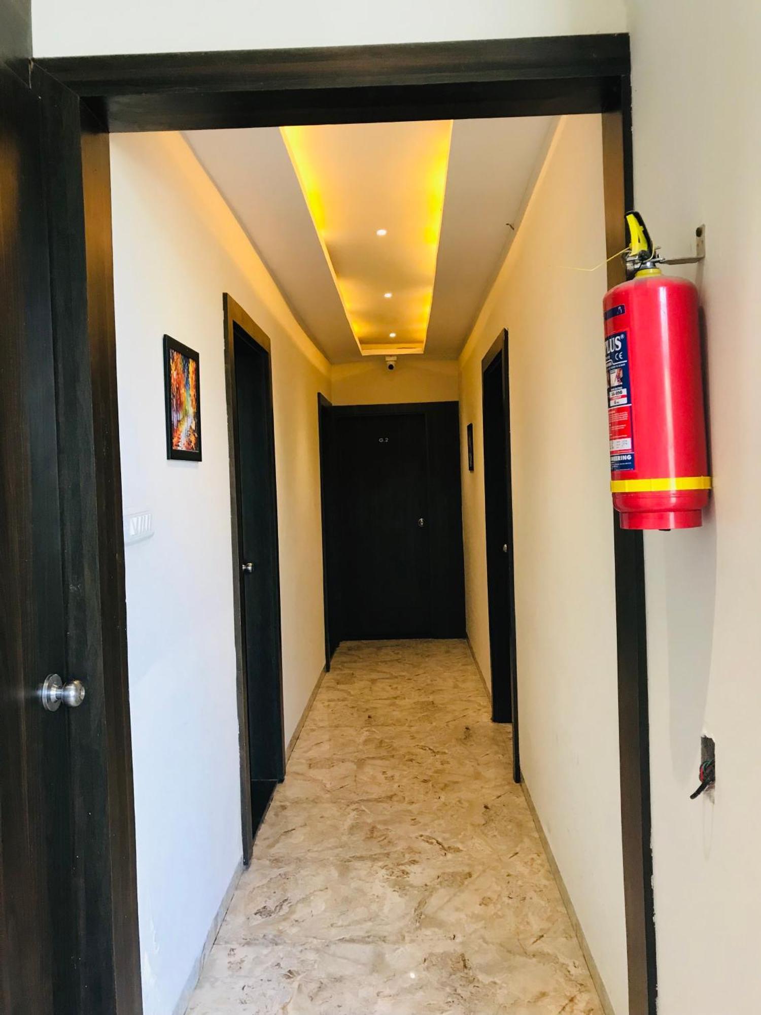 Hotel Divine Indore Eksteriør billede